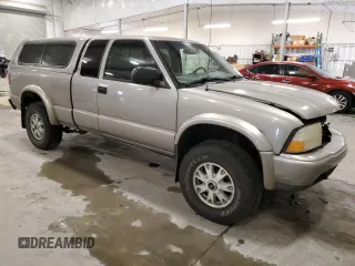 2003 GMC Sonoma SLS with VIN 1GTCT19X038151436, listed as a Copart auction lot 81548914 with 199,712 mi miles and Salvage Title. Bid and sale history available at carsss.com. Image 4.