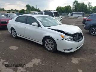 2012 Toyota Avalon z VIN 4T1BK3DB2CU468529, wystawiony jako IAAI lot #42758994 z przebiegiem 313 832 mil mil oraz . Historia ofert i sprzedaży dostępna na DreamBid. Obrazek 1.