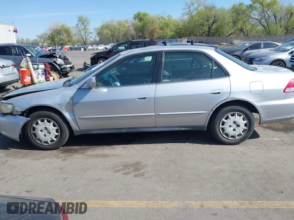 2001 Honda Accord LX with VIN JHMCG66531C014357, listed as a IAAI auction lot 42038445 with 171,864 mi miles and . Bid and sale history available at DreamBid. Image 14.