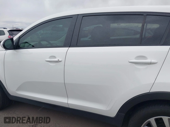 2015 Kia Sportage LX with VIN KNDPB3AC4F7741528, listed as a IAAI auction lot 41803355 with 60,139 mi miles and . Bid and sale history available at carsss.com. Image 14.