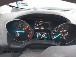 2017 Ford Escape SE with VIN 1FMCU9GD5HUE00425, listed as a IAAI auction lot 41843115 with 64,896 mi miles. Bid and sale history available at carsss.com. Image 7.