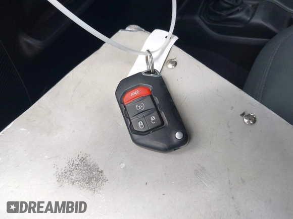 2020 Jeep Gladiator Sport S z VIN 1C6HJTAG4LL153441, wystawiony jako IAAI lot #42052329 z przebiegiem 34 660 mil mil oraz . Historia ofert i sprzedaży dostępna na DreamBid. Obrazek 11.