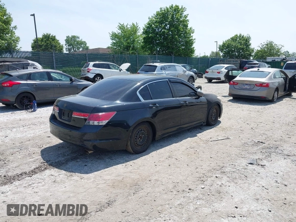 2012 Honda Accord LX Premium z VIN 1HGCP2F49CA055822, wystawiony jako IAAI lot #42244959 z przebiegiem 116 817 mil mil oraz . Historia ofert i sprzedaży dostępna na DreamBid. Obrazek 4.