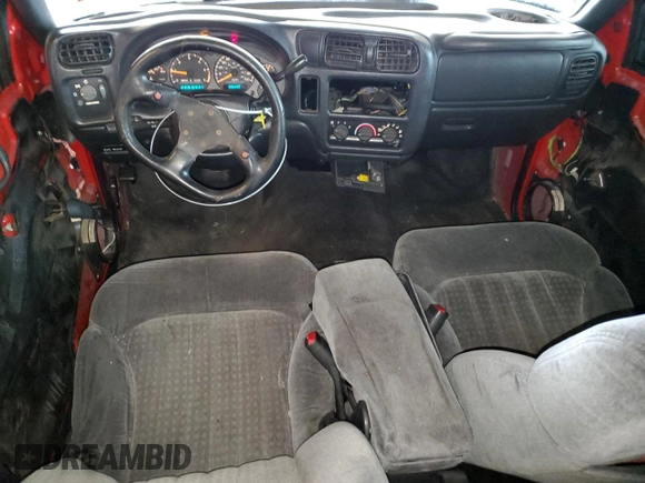 2001 Chevrolet Blazer LT with VIN 1GNCS13W71K106813, listed as a Copart auction lot 48734085 with 205,599 mi miles and Salvage title. Bid and sale history available at DreamBid. Image 8.