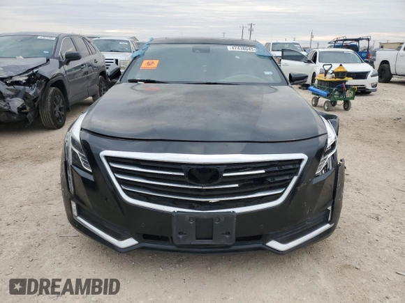 2018 Cadillac CT6 Luxury RWD z VIN 1G6KC5RX8JU103595, wystawiony jako Copart lot #47438045 z przebiegiem 135 004 mil mil oraz Czysty tytuł • Clean title. Historia ofert i sprzedaży dostępna na DreamBid. Obrazek 5.
