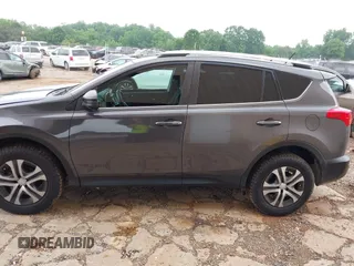 2015 Toyota RAV4 LE z VIN 2T3BFREV1FW401691, wystawiony jako IAAI lot #42346441 z przebiegiem 111 711 mil mil oraz . Historia ofert i sprzedaży dostępna na DreamBid. Obrazek 14.