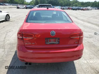 2015 Volkswagen Jetta SE with VIN 3VWD17AJ4FM305728, listed as a Copart auction lot 61911705 with 142,281 mi miles and Salvage title. Bid and sale history available at DreamBid. Image 6.