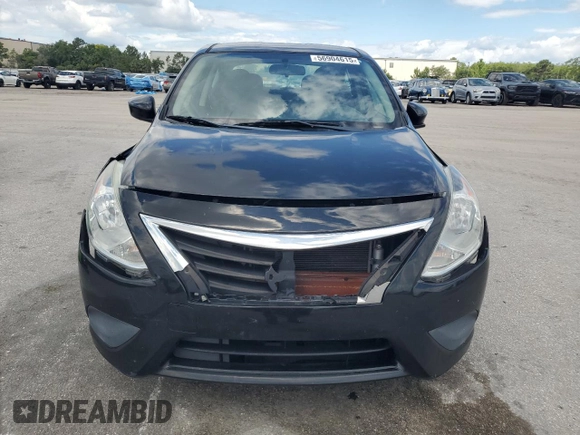 2017 Nissan Versa SV z VIN 3N1CN7AP9HL865537, wystawiony jako Copart lot #56904615 z przebiegiem 240 596 mil mil oraz Czysty tytuł • Clean title. Historia ofert i sprzedaży dostępna na DreamBid. Obrazek 5.