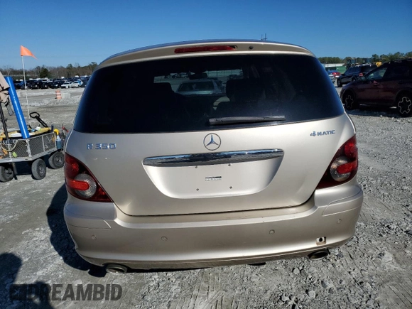 2007 Mercedes-Benz R 3.5L z VIN 4JGCB65E97A052371, wystawiony jako Copart lot #89096265 z przebiegiem 134 375 mil mil oraz Szkoda całkowita • Salvage title. Historia ofert i sprzedaży dostępna na DreamBid. Obrazek 6.