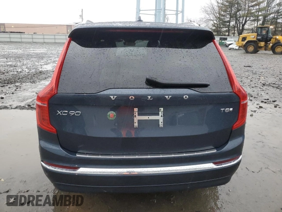 2025 Volvo XC90 Plug-In Hybrid Ultra z VIN YV4H60PFXS1305589, wystawiony jako Copart lot #48111435 z przebiegiem Nie podano mil oraz Szkoda całkowita • Salvage title. Historia ofert i sprzedaży dostępna na DreamBid. Obrazek 6.
