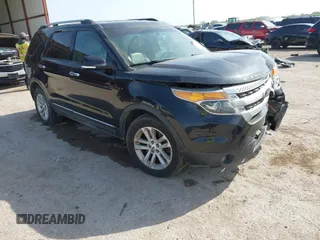 2014 Ford Explorer XLT z VIN 1FM5K7D86EGA74428, wystawiony jako IAAI lot #42013357 z przebiegiem 130 609 mil mil oraz . Historia ofert i sprzedaży dostępna na DreamBid. Obrazek 1.