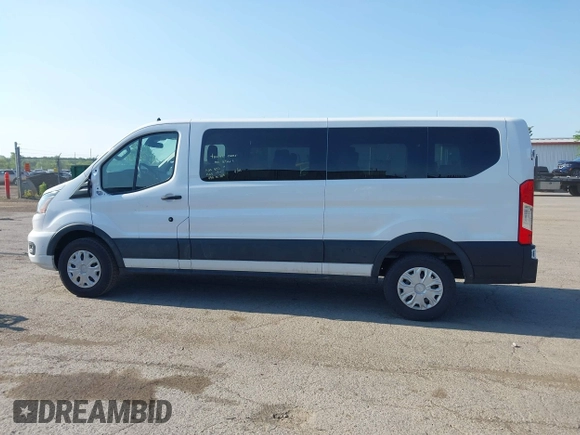 2023 Ford Transit Passenger XL with VIN 1FBAX2YG3PKA90941, listed as a IAAI auction lot 42472270 with 43,141 mi miles and . Bid and sale history available at DreamBid. Image 14.