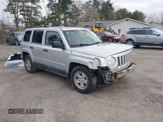 2011 Jeep Patriot Latitude with VIN 1J4NT1GA3BD165919, listed as a IAAI auction lot 42020028 with 175,117 mi miles. Bid and sale history available at carsss.com. Image 1.