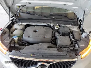 2022 Volvo XC40 Momentum with VIN YV4162UK4N2782984, listed as a Copart auction lot 57573245 with 19,865 mi miles and Salvage title. Bid and sale history available at DreamBid. Image 12.