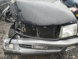1998 Toyota Land Cruiser with VIN JT3HT05J7W0009769, listed as a Copart auction lot 44949375 with 261,756 mi miles and Salvage Title. Bid and sale history available at carsss.com. Image 12.