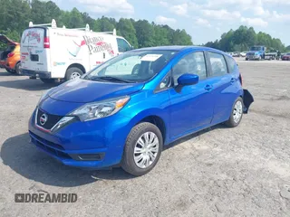 2017 Nissan Note SV z VIN 3N1CE2CP0HL356937, wystawiony jako IAAI lot #42124706 z przebiegiem 107 114 mil mil oraz . Historia ofert i sprzedaży dostępna na DreamBid. Obrazek 2.