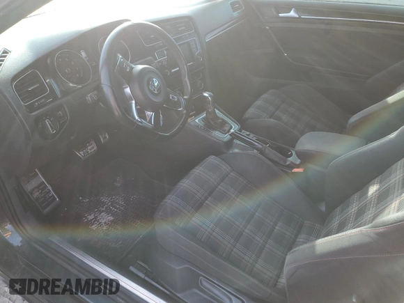 2015 Volkswagen GTI S с VIN 3VWTT7AU0FM074603, выставлен на аукционе Copart как лот 88070755 с пробегом 112 385 миль миль и Списание • Salvage title. История ставок и продаж доступна на DreamBid. Изображение 7.