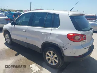 2010 Volkswagen Tiguan S with VIN WVGAV7AX0AW508232, listed as a IAAI auction lot 42001407 with Not provided miles and . Bid and sale history available at DreamBid. Image 3.