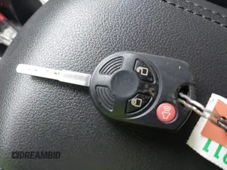 2016 Ford Escape SE с VIN 1FMCU9GX4GUB10282, выставлен на аукционе IAAI как лот 42335883 с пробегом 126 248 миль миль и . История ставок и продаж доступна на DreamBid. Изображение 11.