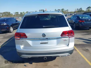 2019 Volkswagen Atlas SE with VIN 1V2UR2CA9KC527512, listed as a IAAI auction lot 41882212 with 102,765 mi miles and . Bid and sale history available at DreamBid. Image 17.