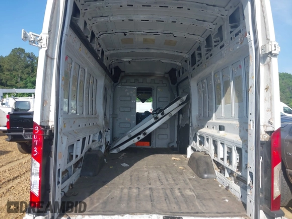 2020 Ford Transit Cargo with VIN 1FTBW3X85LKA45660, listed as a IAAI auction lot 42166200 with 115,838 mi miles and . Bid and sale history available at DreamBid. Image 8.