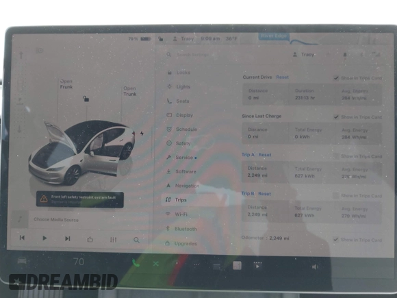2025 Tesla Model 3 Long Range z VIN 5YJ3E1EB3SF899746, wystawiony jako IAAI lot #41678122 z przebiegiem 2 249 mil mil oraz . Historia ofert i sprzedaży dostępna na DreamBid. Obrazek 7.
