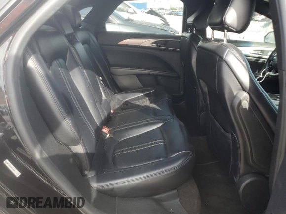2020 Lincoln MKZ Standard with VIN 3LN6L5A92LR614009, listed as a Copart auction lot 60722435 with 82,295 mi miles and Non repairable. Bid and sale history available at DreamBid. Image 10.