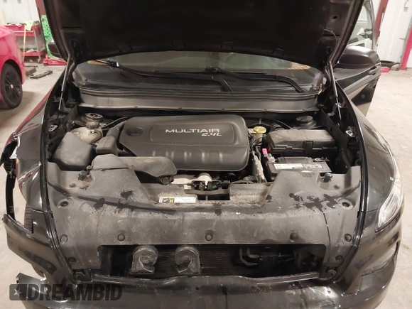 2016 Jeep Cherokee Sport with VIN 1C4PJMAB0GW321370, listed as a IAAI auction lot 41487094 with 131,336 mi miles and . Bid and sale history available at DreamBid. Image 10.