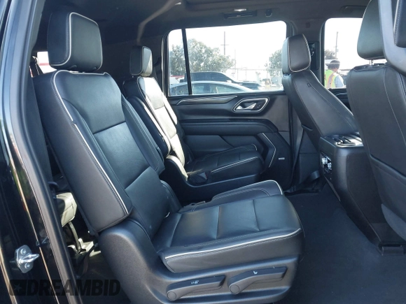 2021 GMC Yukon XL SLT with VIN 1GKS2GKD0MR471504, listed as a IAAI auction lot 41668145 with 55,917 mi miles. Bid and sale history available at carsss.com. Image 8.