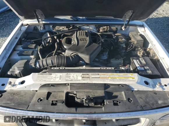 2000 Ford Explorer XLT z VIN 1FMZU63E8YZB36532, wystawiony jako Copart lot #81192434 z przebiegiem 275 115 mil mil oraz Szkoda całkowita • Salvage title. Historia ofert i sprzedaży dostępna na DreamBid. Obrazek 12.