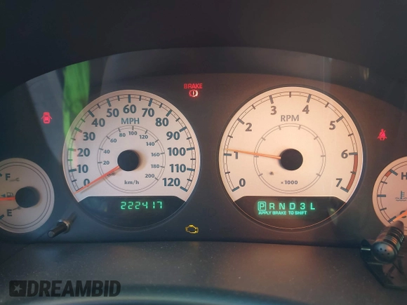 2007 Chrysler Town & Country LWB LX with VIN 2A4GP44R87R352599, listed as a IAAI auction lot 41333800 with 222,417 mi miles. Bid and sale history available at carsss.com. Image 7.