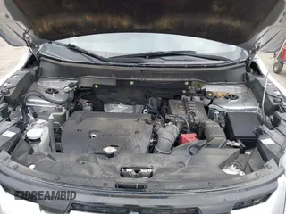 2021 Mitsubishi Outlander ES z VIN JA4ARUAU1MU031303, wystawiony jako IAAI lot #42099300 z przebiegiem 43 391 mil mil oraz . Historia ofert i sprzedaży dostępna na DreamBid. Obrazek 10.