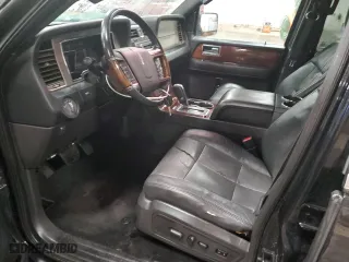 2014 Lincoln Navigator L with VIN 5LMJJ3J56EEL08564, listed as a Copart auction lot 86087344 with 145,266 mi miles and Clean Title. Bid and sale history available at carsss.com. Image 7.
