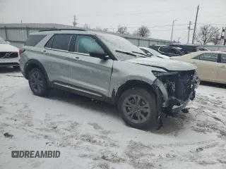 2025 Ford Explorer Active with VIN 1FMUK8DH2SGA68901, listed as a Copart auction lot 41738405 with 0 mi miles and Salvage Title. Bid and sale history available at carsss.com. Image 4.