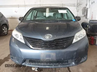 2014 Toyota Sienna L with VIN 5TDZK3DCXES434910, listed as a IAAI auction lot 41731864 with 146,161 mi miles. Bid and sale history available at carsss.com. Image 12.
