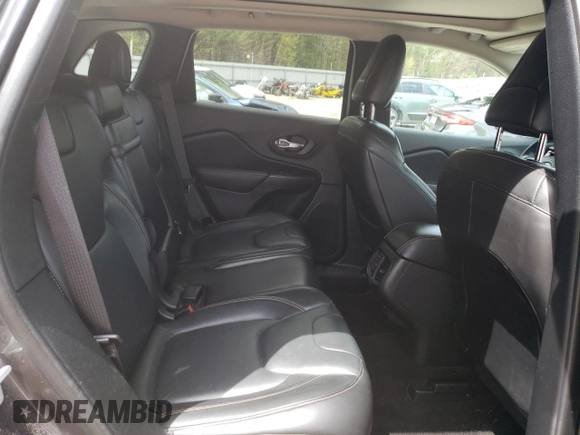 2016 Jeep Cherokee Limited z VIN 1C4PJMDS5GW121242, wystawiony jako Copart lot #55732455 z przebiegiem 132 318 mil mil oraz Szkoda całkowita • Salvage title. Historia ofert i sprzedaży dostępna na DreamBid. Obrazek 11.