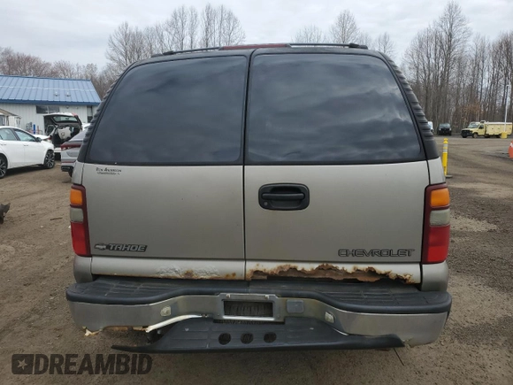 2002 Chevrolet Tahoe LT z VIN 1GNEK13Z02J103049, wystawiony jako Copart lot #52364765 z przebiegiem 216 289 mil mil oraz Szkoda całkowita • Salvage title. Historia ofert i sprzedaży dostępna na DreamBid. Obrazek 6.