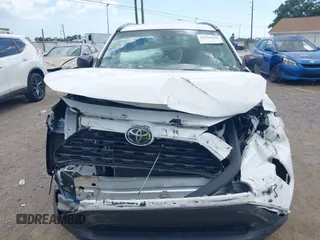 2021 Toyota RAV4 LE z VIN 2T3H1RFV8MW182801, wystawiony jako IAAI lot #42519435 z przebiegiem 44 932 mil mil oraz . Historia ofert i sprzedaży dostępna na DreamBid. Obrazek 12.