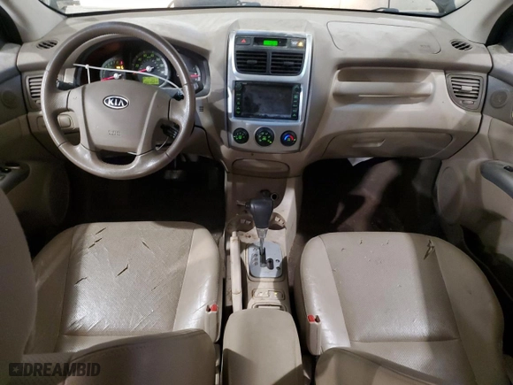 2009 Kia Sportage LX with VIN KNDJF723197638667, listed as a Copart auction lot 82926774 with 196,752 mi miles and Clean Title. Bid and sale history available at carsss.com. Image 8.