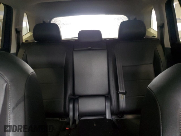 2018 Volkswagen Tiguan SEL с VIN 3VV3B7AX9JM025975, выставлен на аукционе Copart как лот 58786895 с пробегом 84 778 миль миль и Списание • Salvage title. История ставок и продаж доступна на DreamBid. Изображение 10.