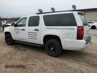 2008 Chevrolet Suburban Commercial with VIN 3GNGK26K78G240237, listed as a Copart auction lot 83225964 with 0 mi miles and Salvage Title. Bid and sale history available at carsss.com. Image 2.