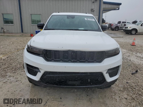 2024 Jeep Grand Cherokee Altitude with VIN 1C4RJGAG0R8546529, listed as a Copart auction lot 41863845 with 20,096 mi miles and Salvage title. Bid and sale history available at DreamBid. Image 5.