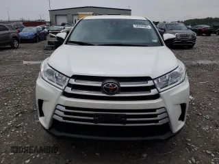 2019 Toyota Highlander LE with VIN 5TDBZRFH7KS923687, listed as a Copart auction lot 59292065 with 94,084 mi miles and Salvage title. Bid and sale history available at DreamBid. Image 5.