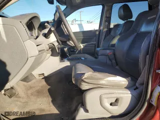 2007 Jeep Grand Cherokee SRT-8 with VIN 1J8HR78337C662589, listed as a Copart auction lot 81880564 with 257,953 mi miles and Salvage Title. Bid and sale history available at carsss.com. Image 7.