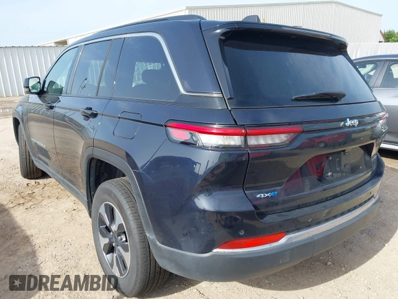 2024 Jeep Grand Cherokee with VIN 1C4RJYB63R8541756, listed as a IAAI auction lot 42639371 with 29,082 mi miles and . Bid and sale history available at DreamBid. Image 3.