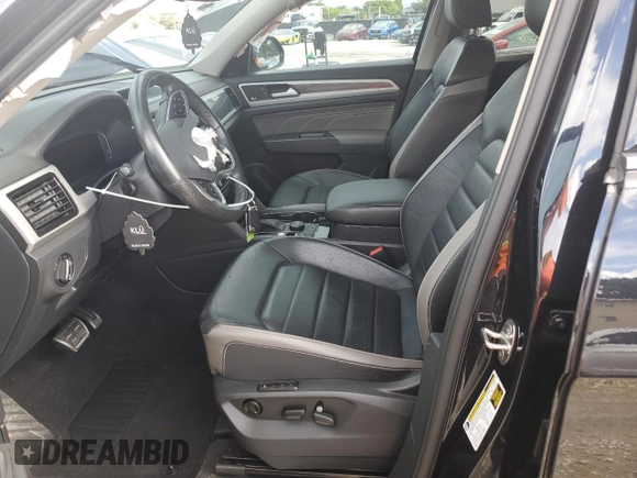 2023 Volkswagen Atlas SEL Premium R-Line z VIN 1V2FR2CA1PC501812, wystawiony jako Copart lot #68935884 z przebiegiem 42 736 mil mil oraz Szkoda całkowita • Salvage title. Historia ofert i sprzedaży dostępna na DreamBid. Obrazek 7.