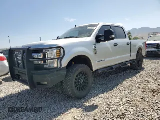 2019 Ford F-250 XL with VIN 1FT7W2BT0KEC17148, listed as a Copart auction lot 61570235 with 101,065 mi miles and Salvage title. Bid and sale history available at DreamBid. Image 1.