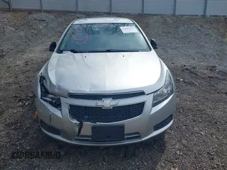 2014 Chevrolet Cruze LS with VIN 1G1PA5SH3E7178262, listed as a IAAI auction lot 42001205 with 159,174 mi miles and . Bid and sale history available at DreamBid. Image 13.
