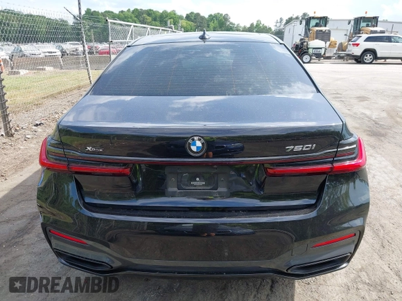 2022 BMW 7 Series 750i xDrive с VIN WBA7U2C0XNCH39635, выставлен на аукционе IAAI как лот 42182523 с пробегом Не указан миль и . История ставок и продаж доступна на DreamBid. Изображение 15.