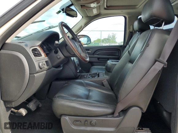 2013 GMC Yukon Denali with VIN 1GKS1EEF0DR301812, listed as a Copart auction lot 70560564 with 0 mi miles and Salvage Title. Bid and sale history available at carsss.com. Image 7.